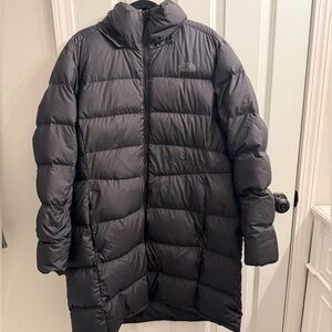The North Face Women's Black Long Puffer Coat